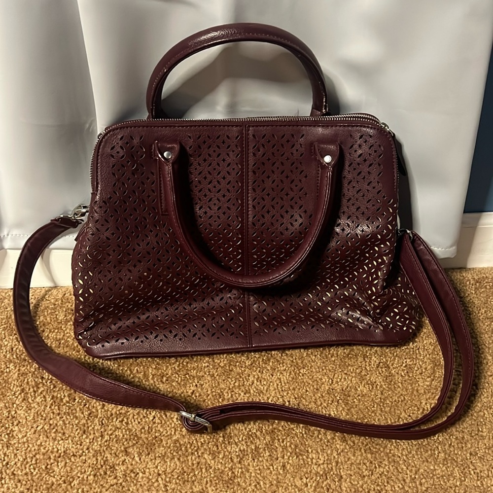 TRENDING COLOR - BURGUNDY PURSE